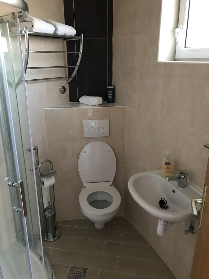 Guest House Ivo Стобреч Екстер'єр фото