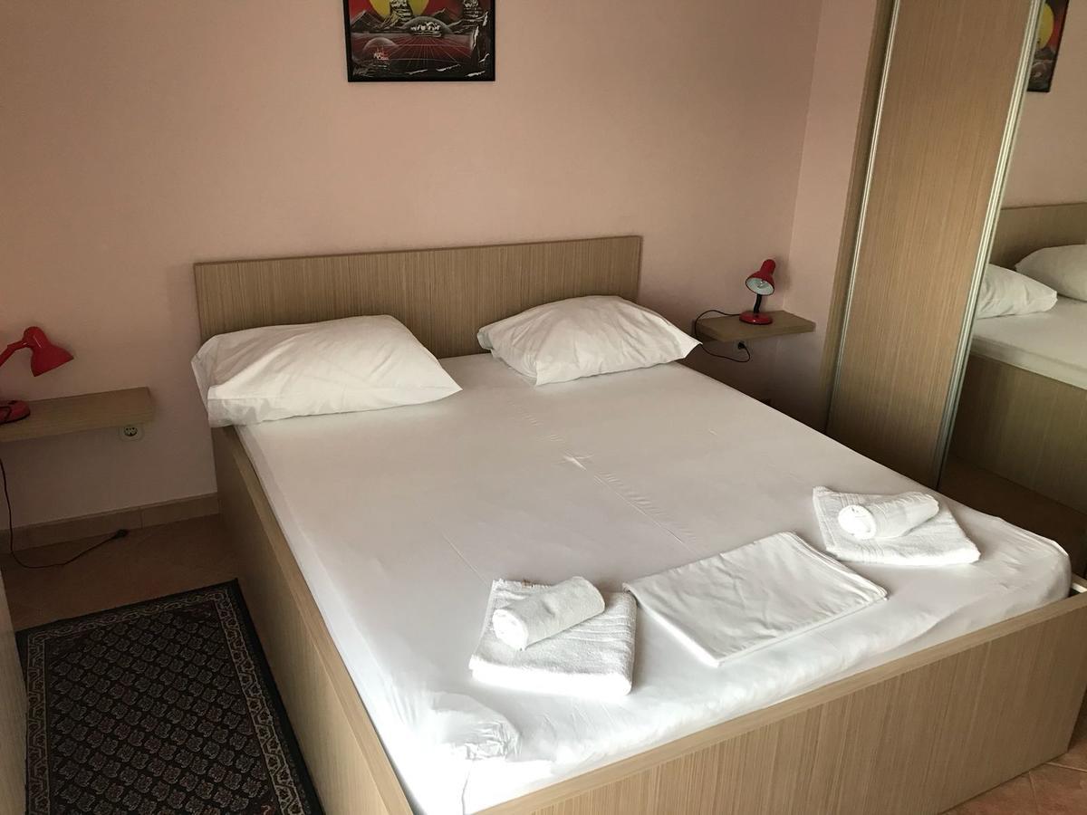 Guest House Ivo Стобреч Екстер'єр фото