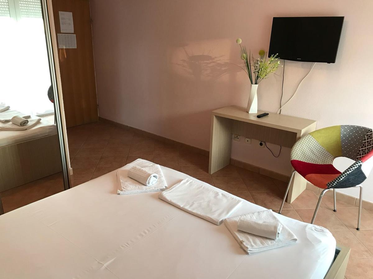 Guest House Ivo Стобреч Екстер'єр фото